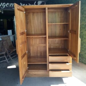 lemari pakain kayu minimalis